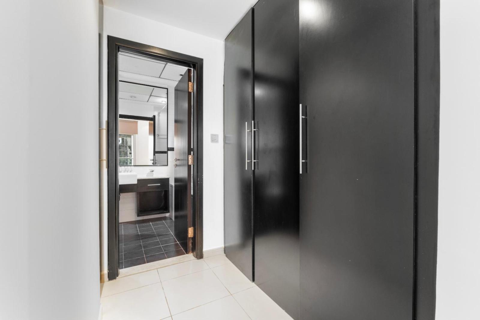 Apartment Stunning 1 Bedroom In Jbr Marina The Walk *