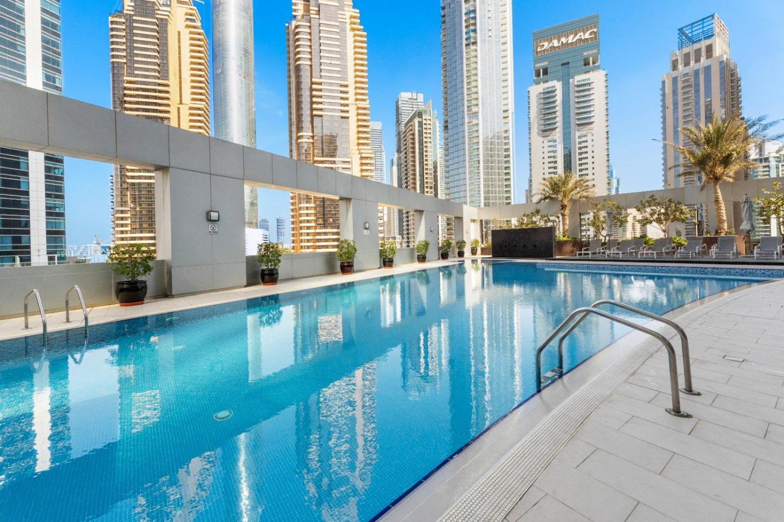 Stunning 1 Bedroom In Jbr Marina The Walk Apartment